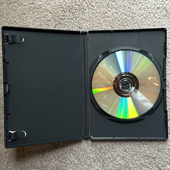 “Snapdragon” DVD starring Pamela Anderson - Picture 4 of 5